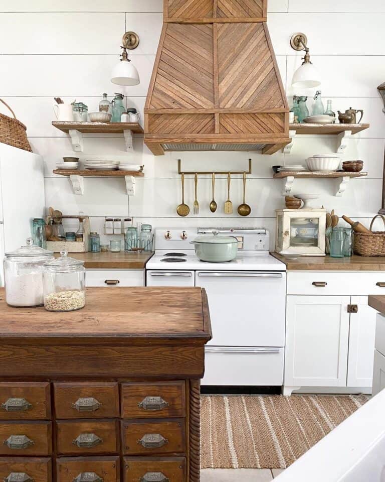 17 Shiplap Kitchen Backsplash Ideas for Your Next Remodel