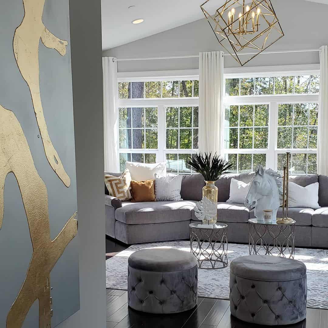 21 Gold Living Room Decor Ideas for Extra Glitz and Glamour
