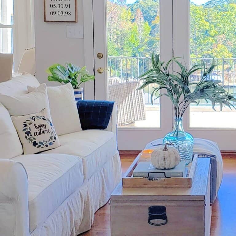 White Living Room Sofa with Coffee Table