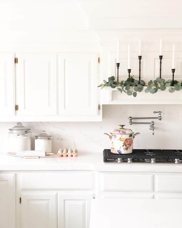 White and Gray Marble Kitchen Backsplash