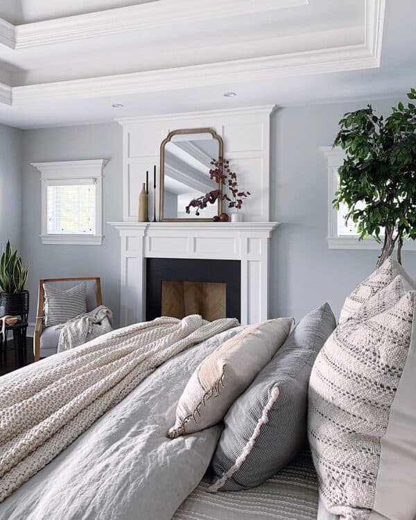 28 Spectacular Bedroom Mirror Ideas to Complete Your Room