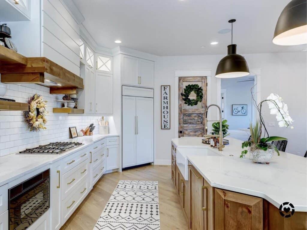 White Shiplap Kitchen Range Hood