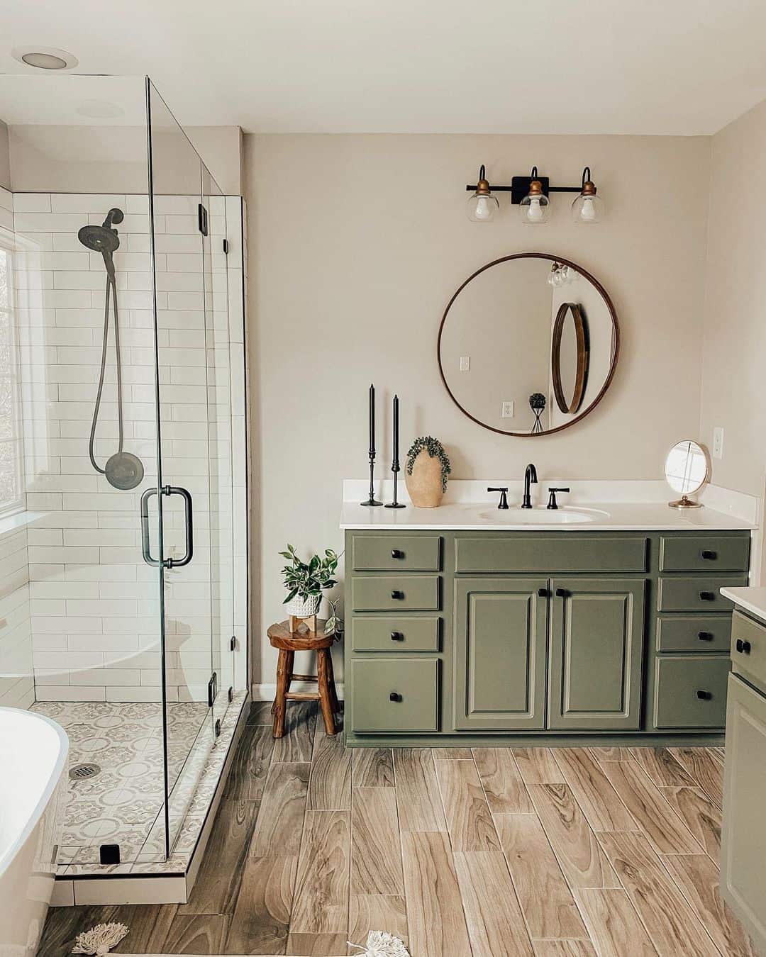 18 Green Bathroom Vanity Ideas for an Idyllic Look