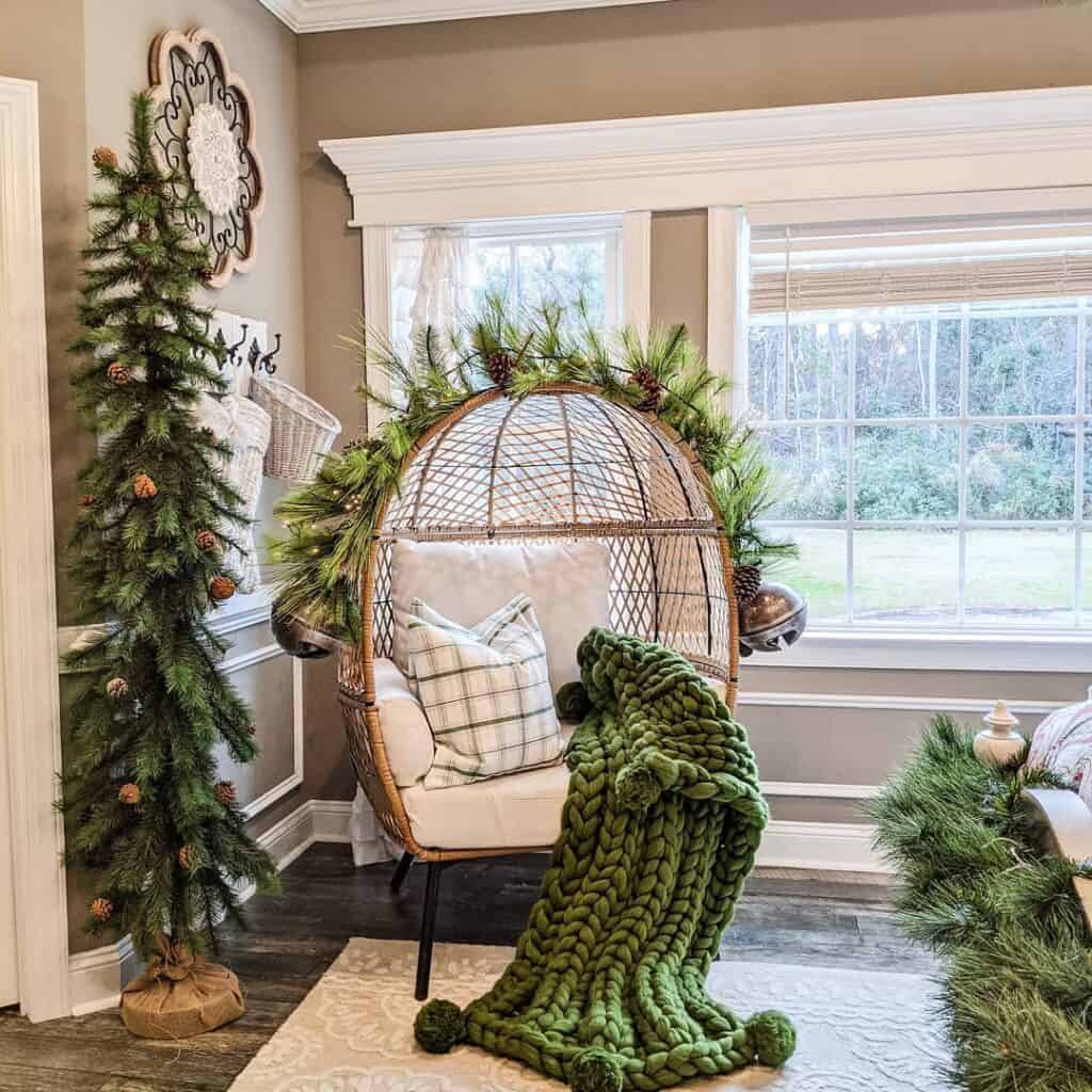 Bedroom With Pine Green Christmas Throw