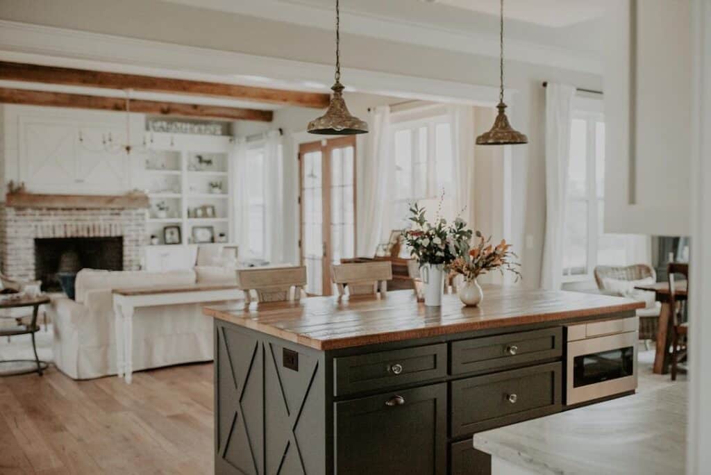 Black Outlet on Forest Green Kitchen Island