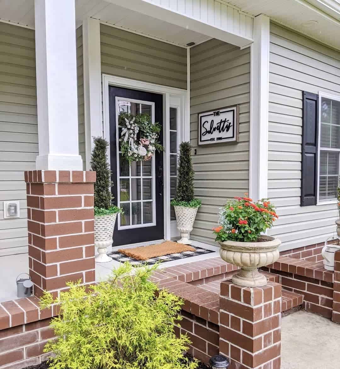 Black & White Front Door With Black Hardware Soul & Lane