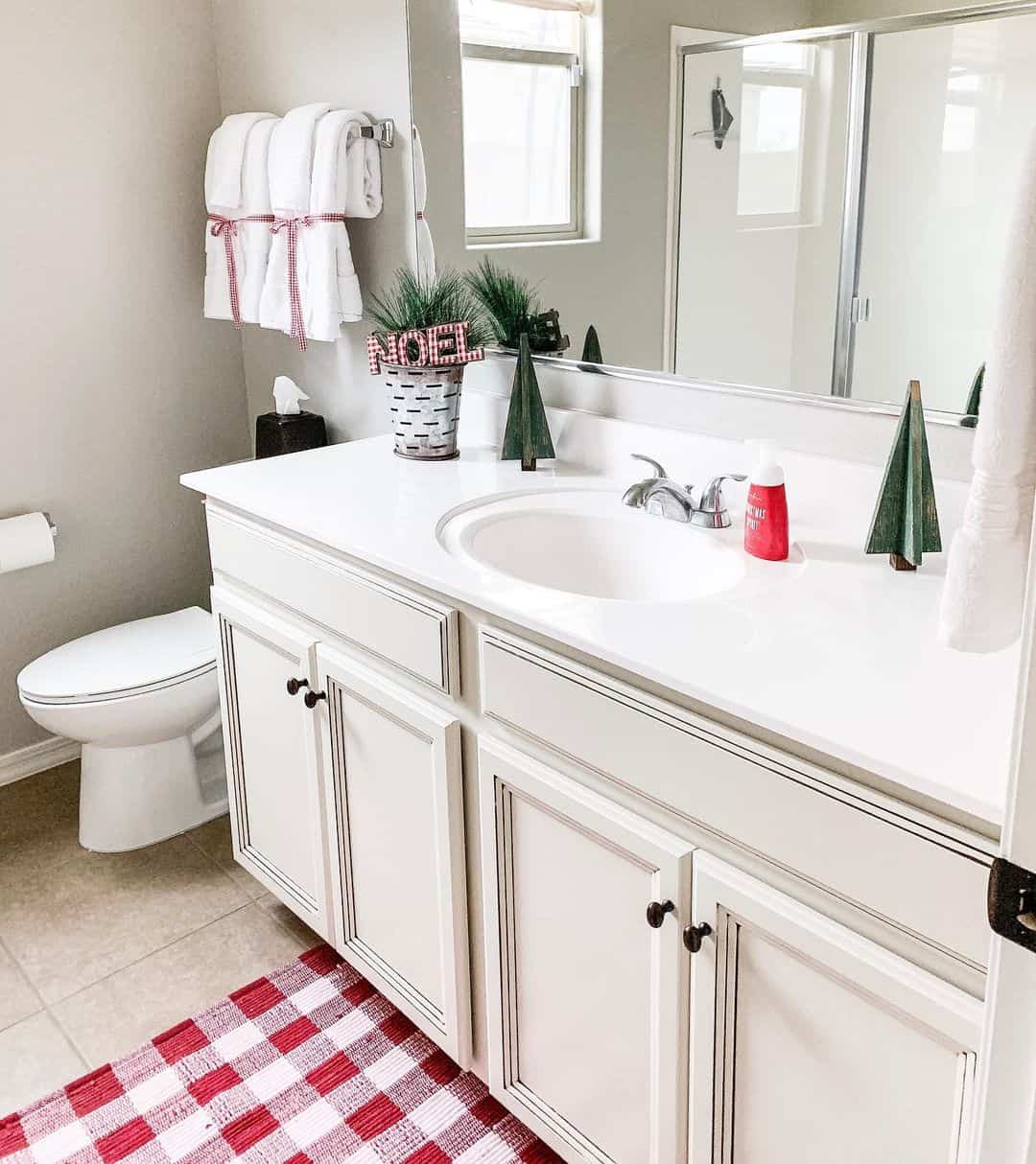 Christmas Bathroom Countertop Decor - Soul & Lane