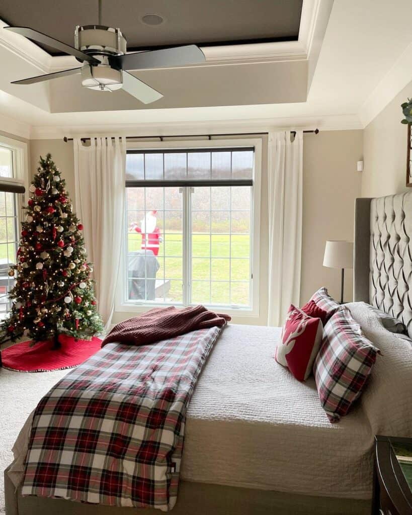 Neutral Christmas Bedding With Seasonal Charm