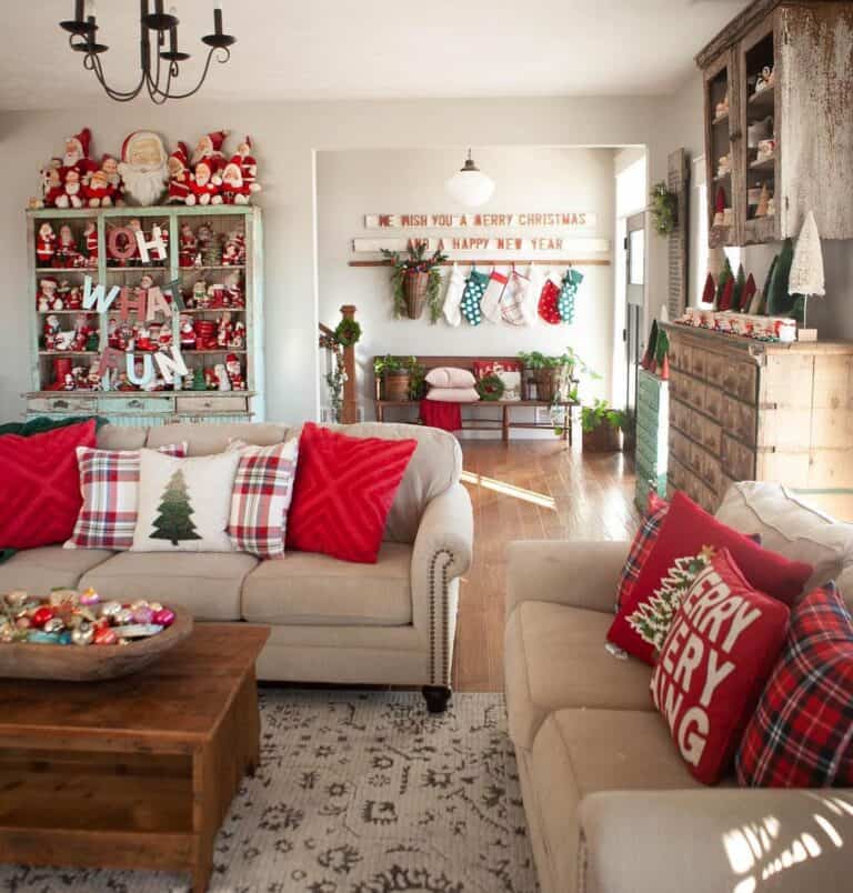 28 Christmas Throw Pillows That Embody the Holiday Spirit