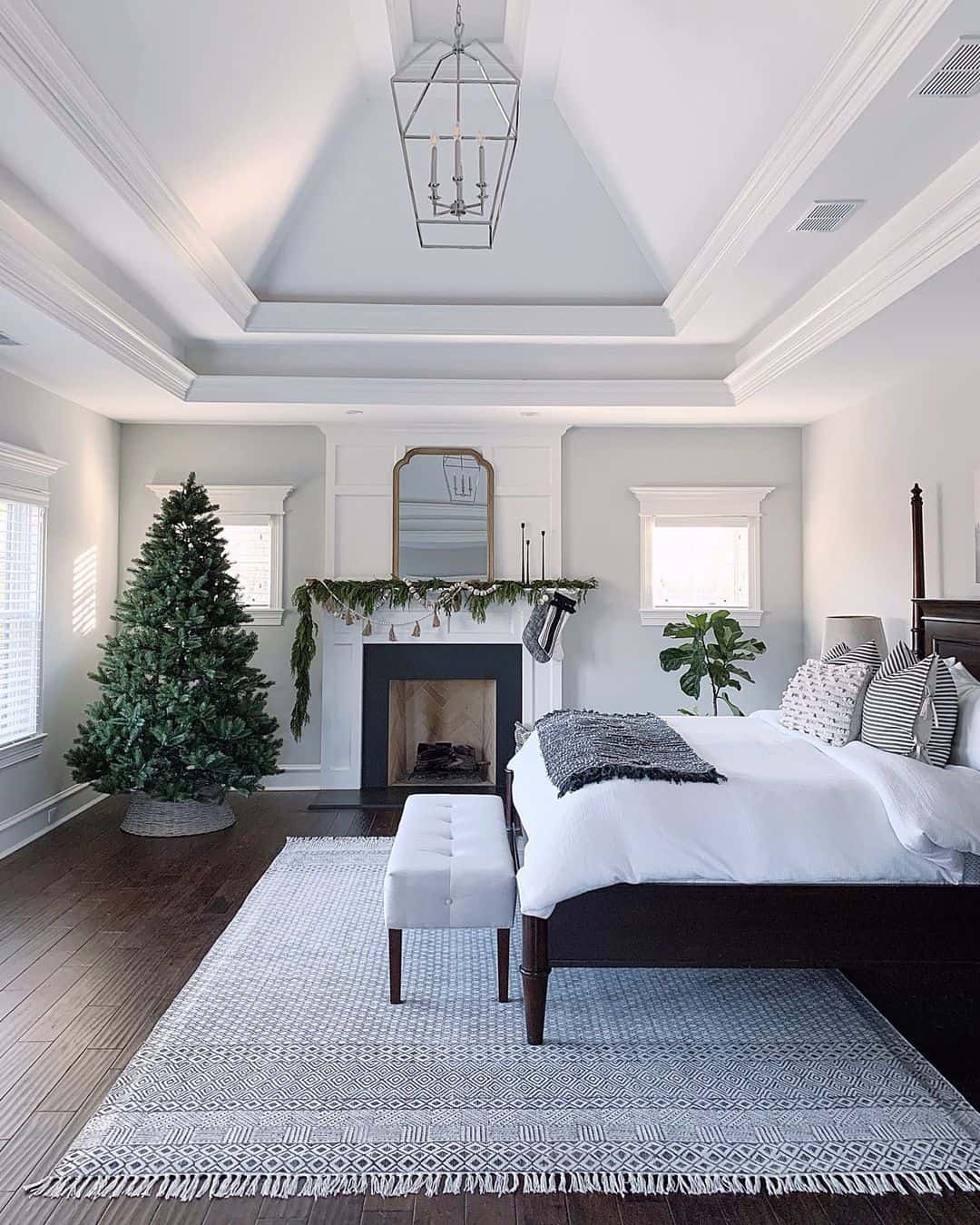 Simple Christmas Bedroom Décor Soul & Lane