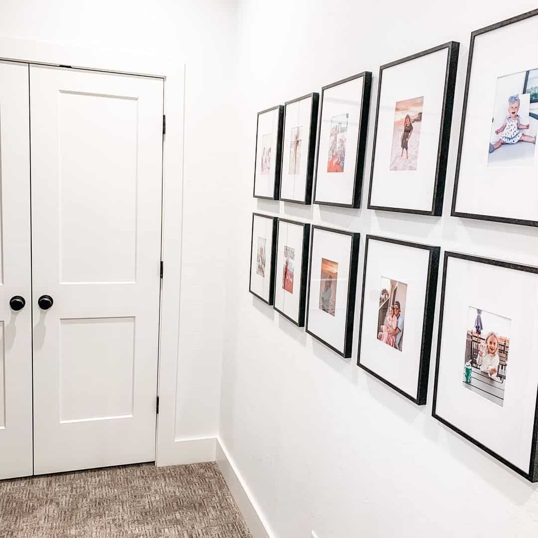 38 Black Frame Gallery Wall Layouts to Display Your Pictures