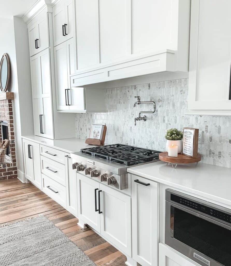 Black Pulls on White Shaker Cabinets