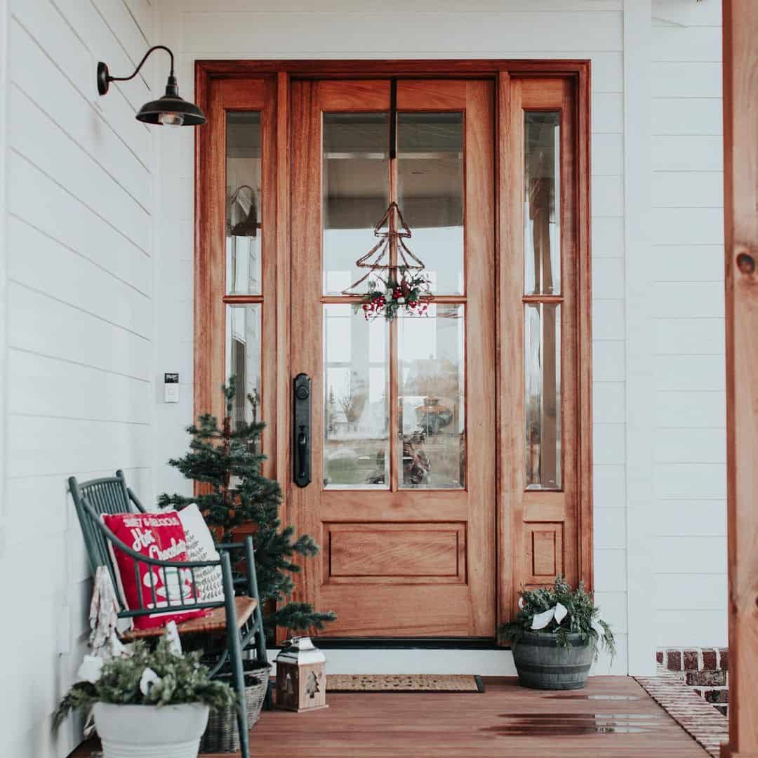 33 Beautiful Ideas for a Stunning Front Door with Sidelights — free download