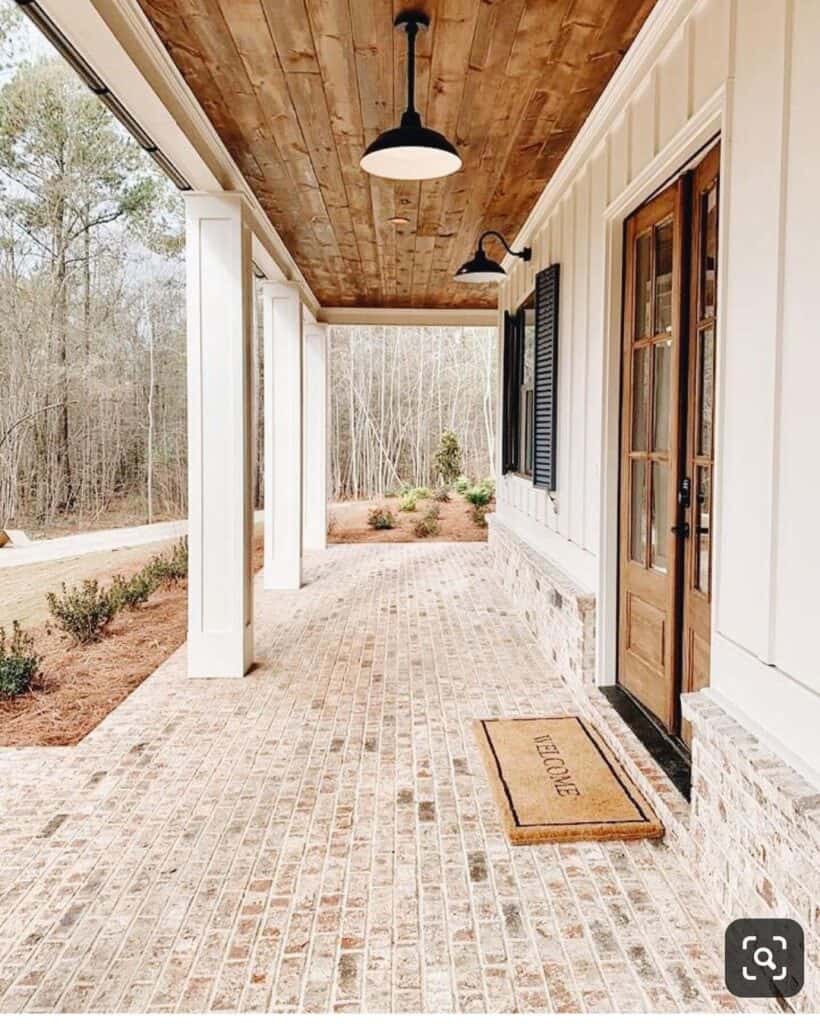 Country Farmhouse Columns on Front Porch