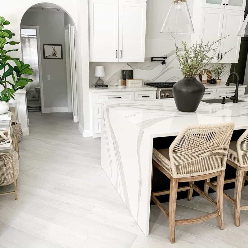 Kitchen Island Décor Ideas for White Kitchen