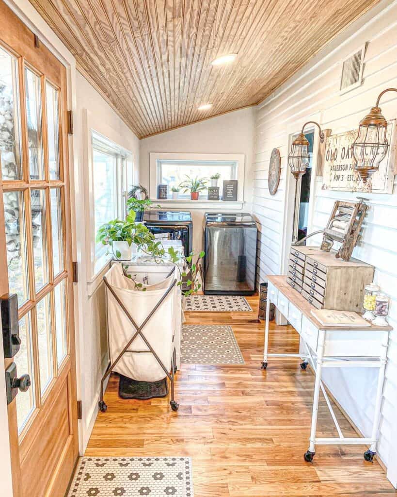 Laundry Mudroom with Rustic Decor