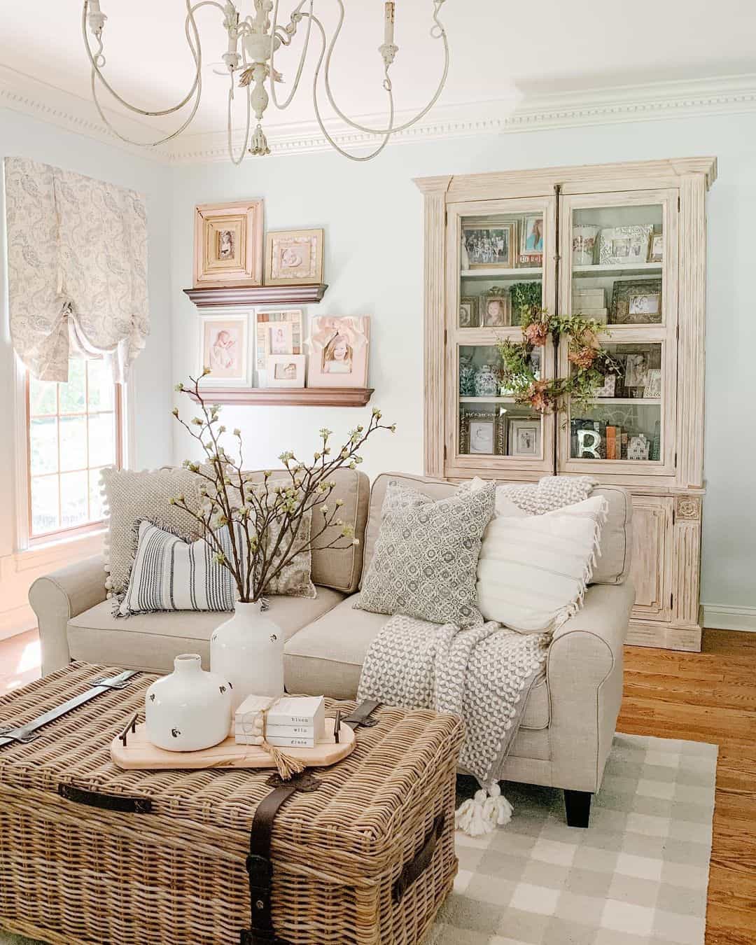 Wood Glass Hutch