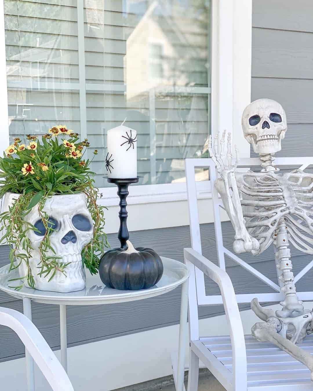 Outdoor Seating with Halloween Decor - Soul & Lane