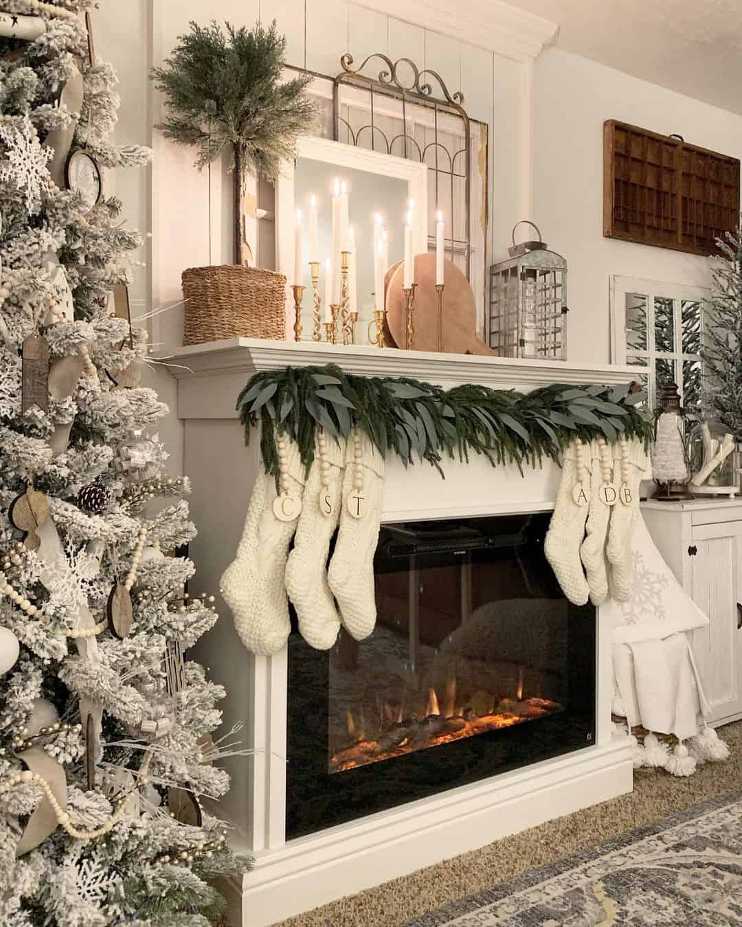 Black And White Christmas Tree Decorating Ideas
