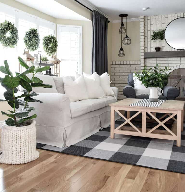 White Brick Living Room with Wreaths