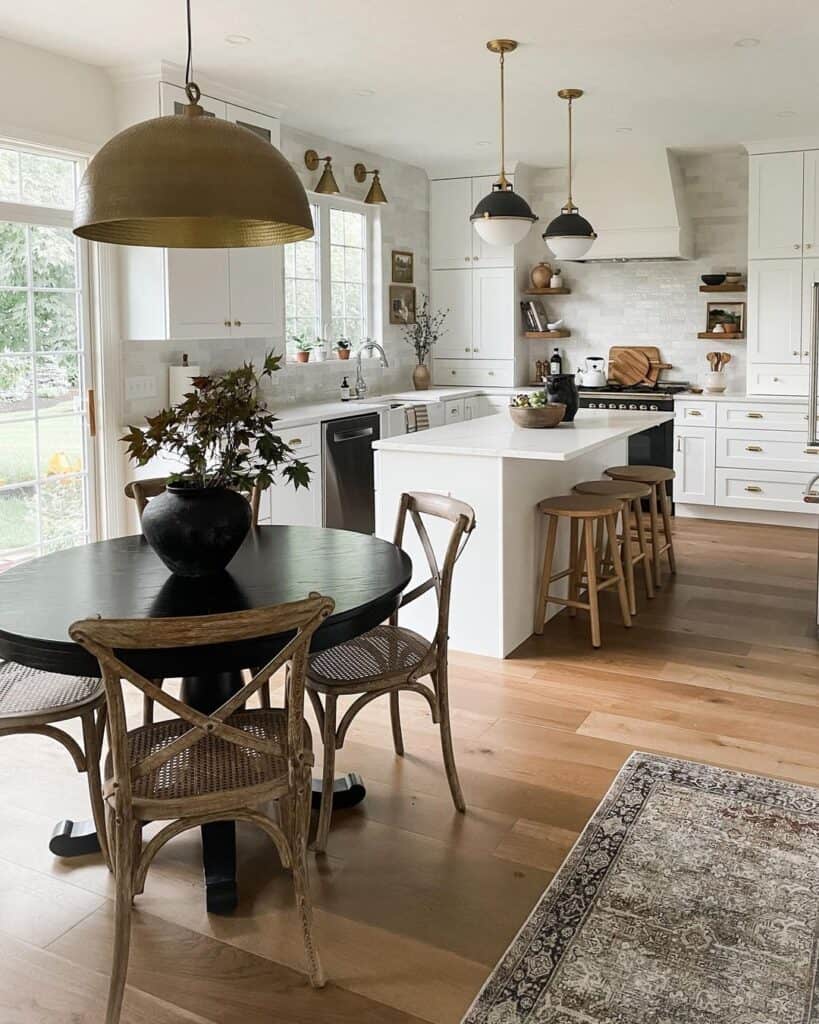 White L Shaped Kitchen Island with Seating