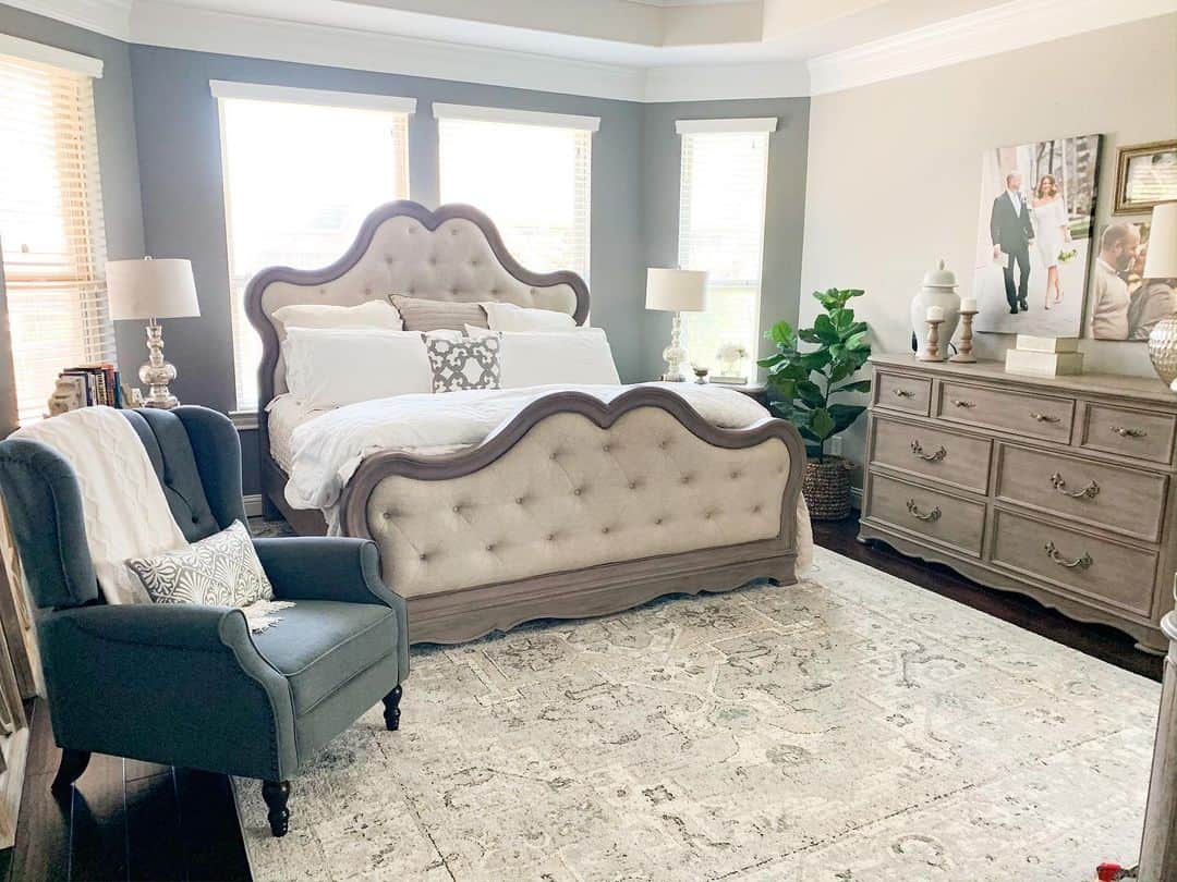 35 Impressive Rug Under Bed Ideas to Transform a Bedroom