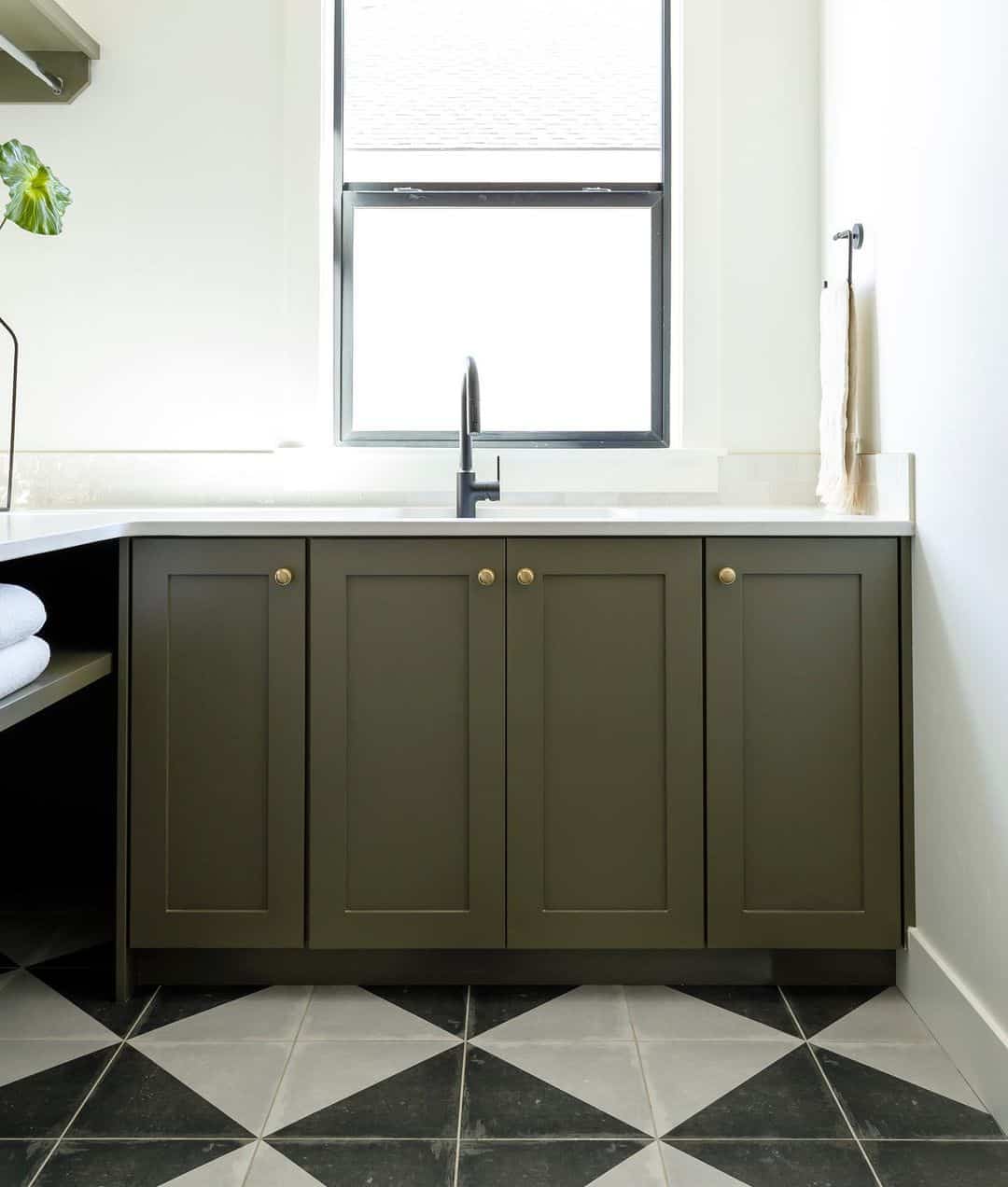 light checkered tile floor