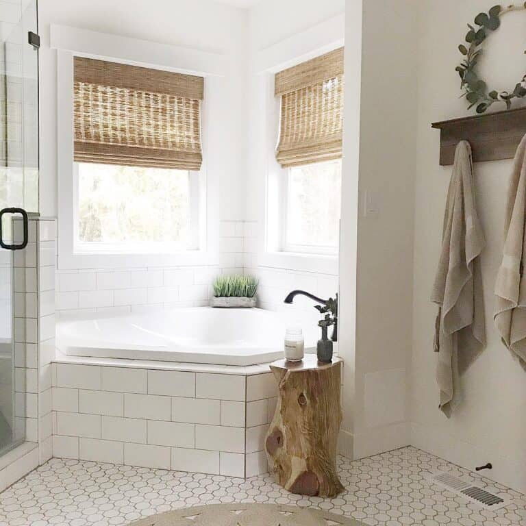 Corner Bathtub with White Subway Tile