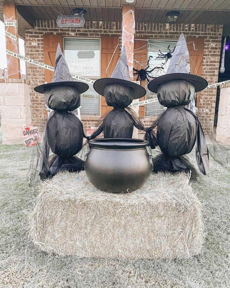 25 Wicked Ideas for Hocus Pocus Halloween Décor