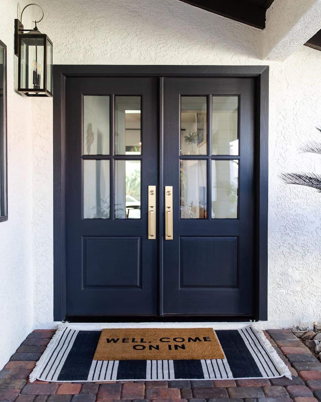 27 Chic Dark Front Doors To Try For Your Entry Shelterness, 46% OFF
