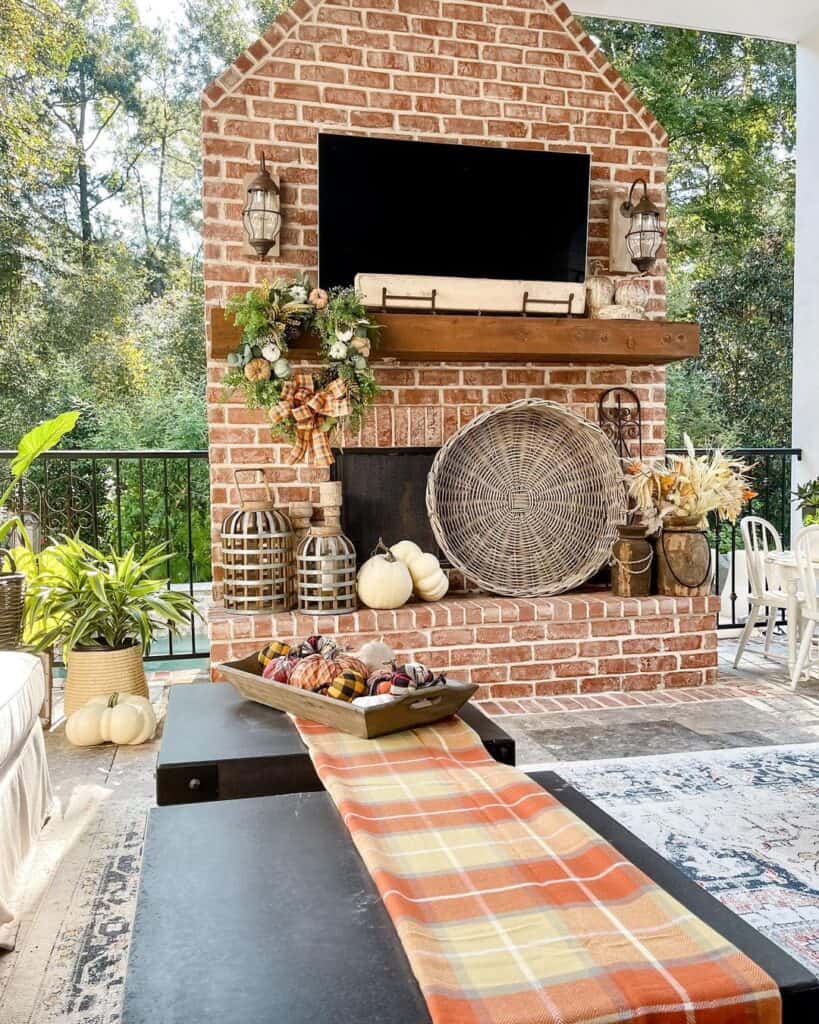 Fireplace Lighting Ideas for Back Patio