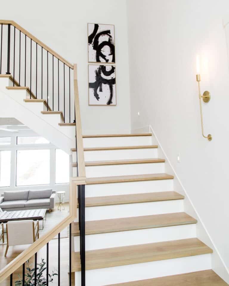 Stair clearance sconce light