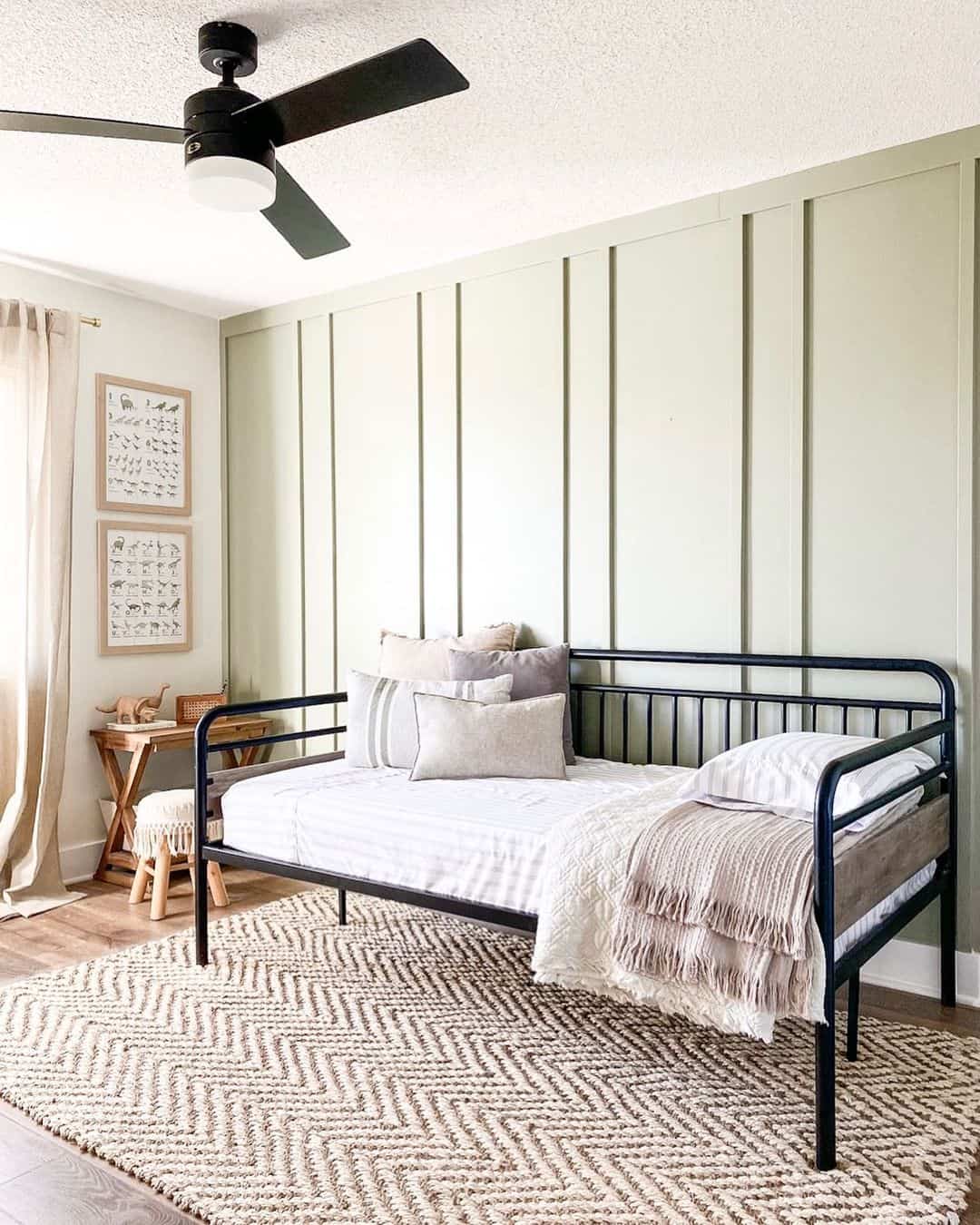 25 Green Wall Ideas To Spruce Up Your Home
