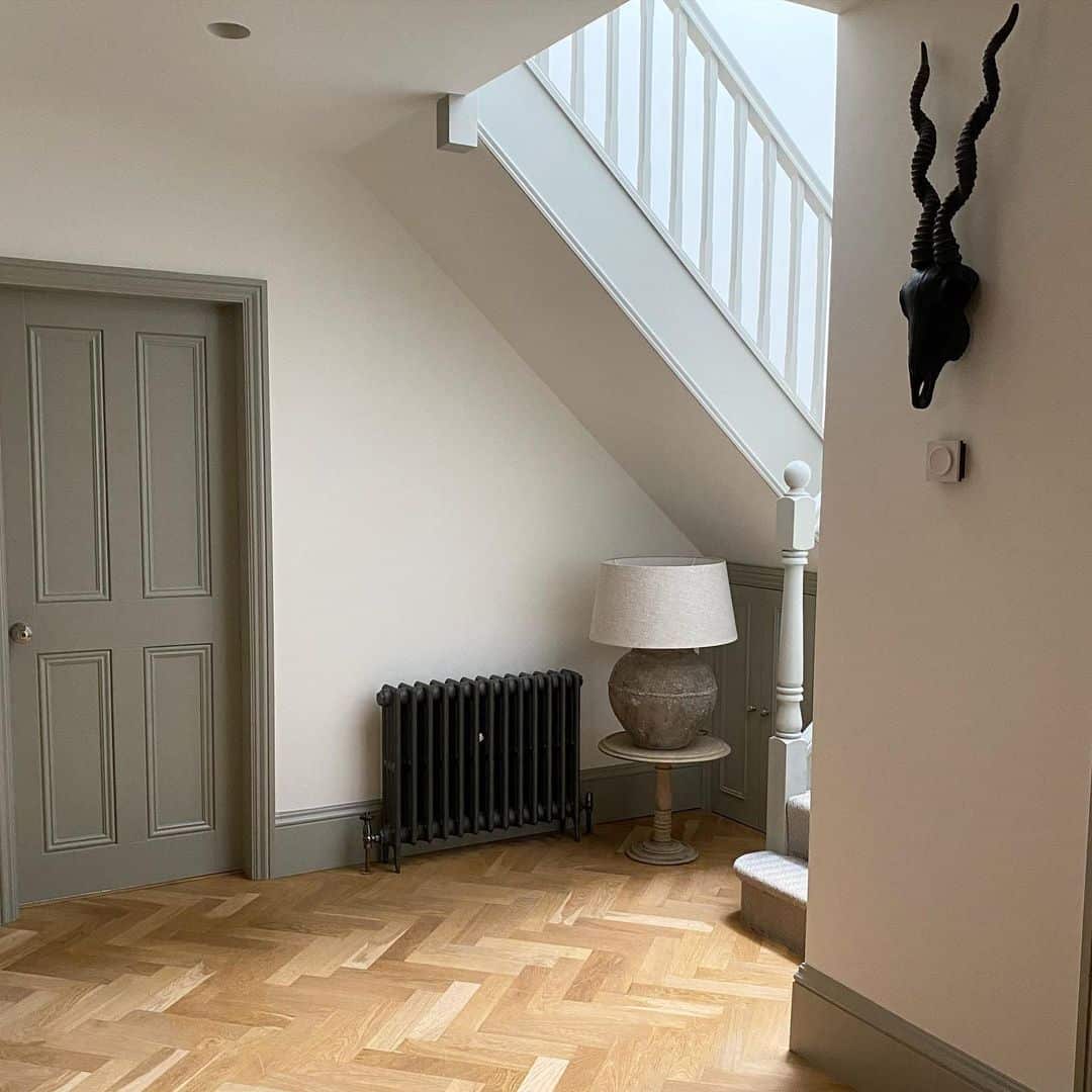 26 Baseboard Trim Ideas That Look with Wood Floors