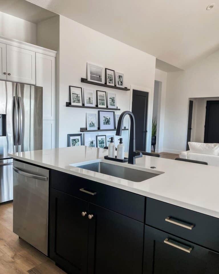 Kitchen Island with Black and White Décor