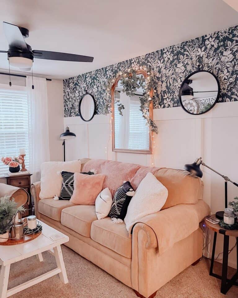 Living Room with Black Ceiling Fan