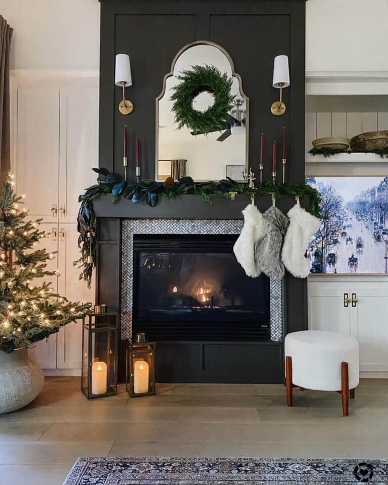 Living Room with Fireplace and Christmas Décor