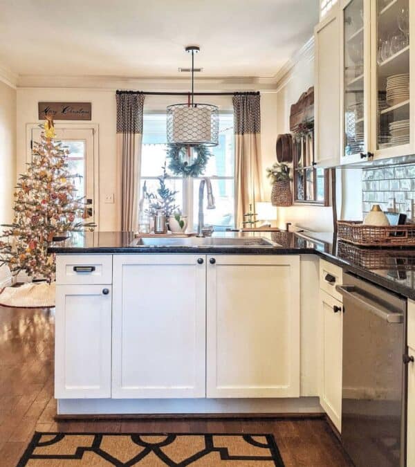 14 Incredible Black and White Kitchen Curtains You Need