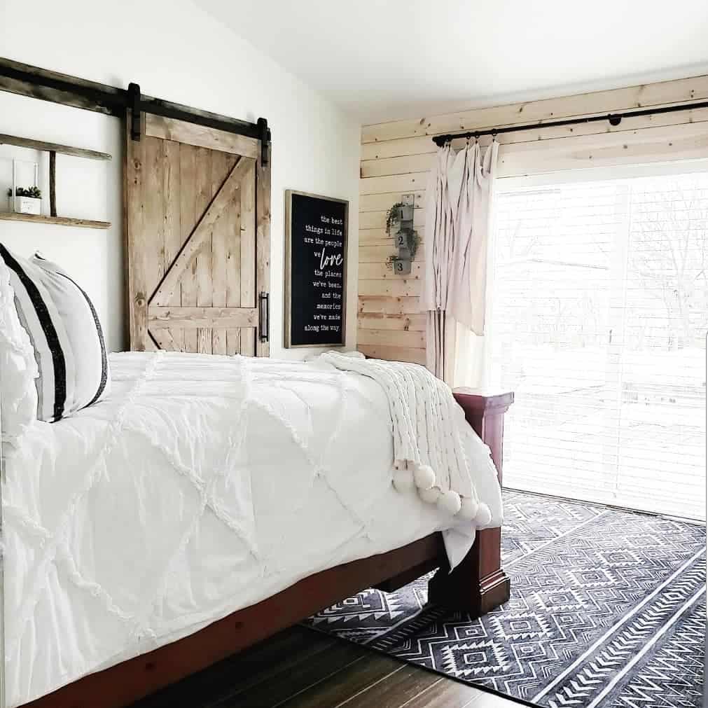 20 Vaulted Ceiling Bedroom Ideas To Elevate Your Style