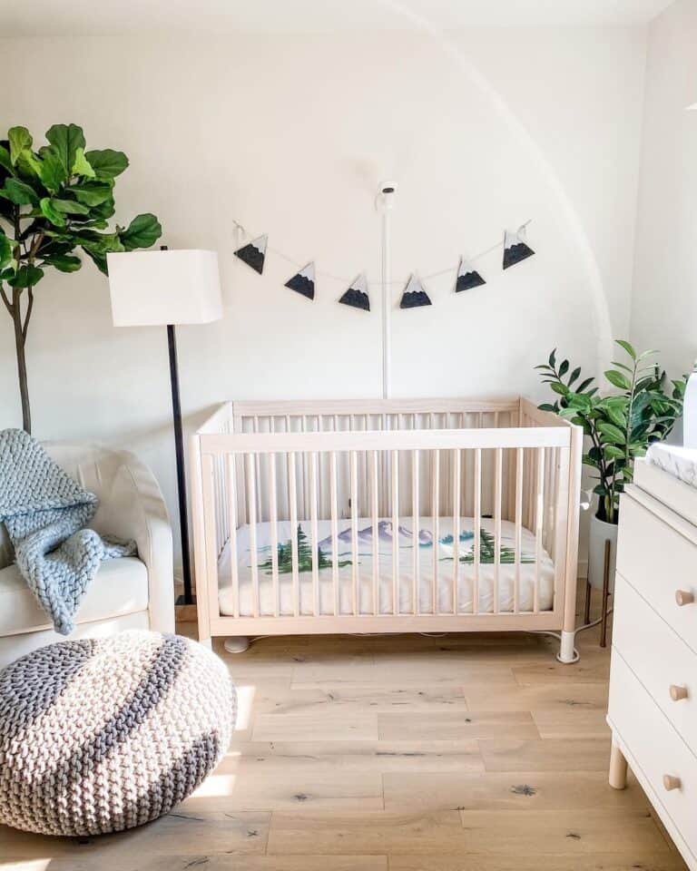 Neutral Nursery Décor with a Subtle Outdoor Theme