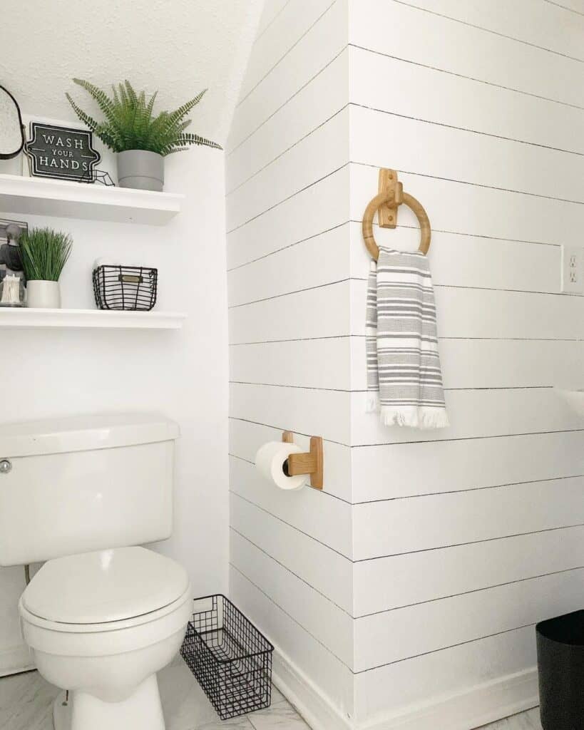 Shiplap Bathroom Shelf Décor Ideas