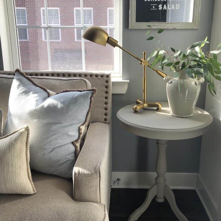 Small Space End Table Decor Ideas