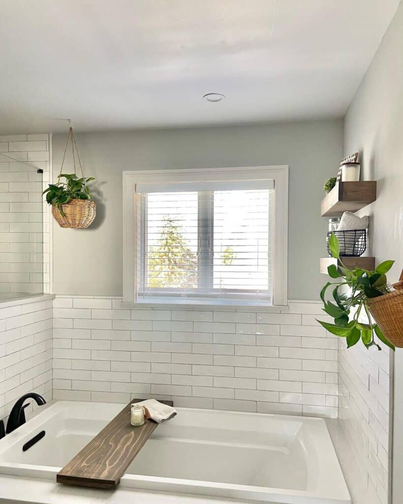 Subway Tile Alcove Bathtub with Caddy