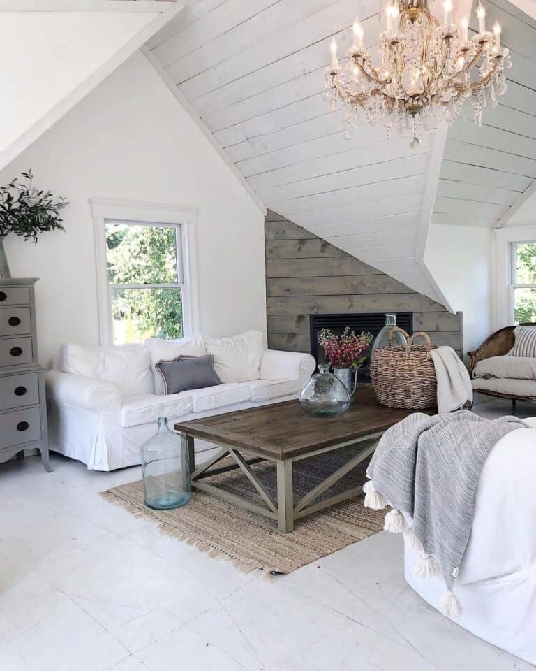 Unique Vaulted Loft Space