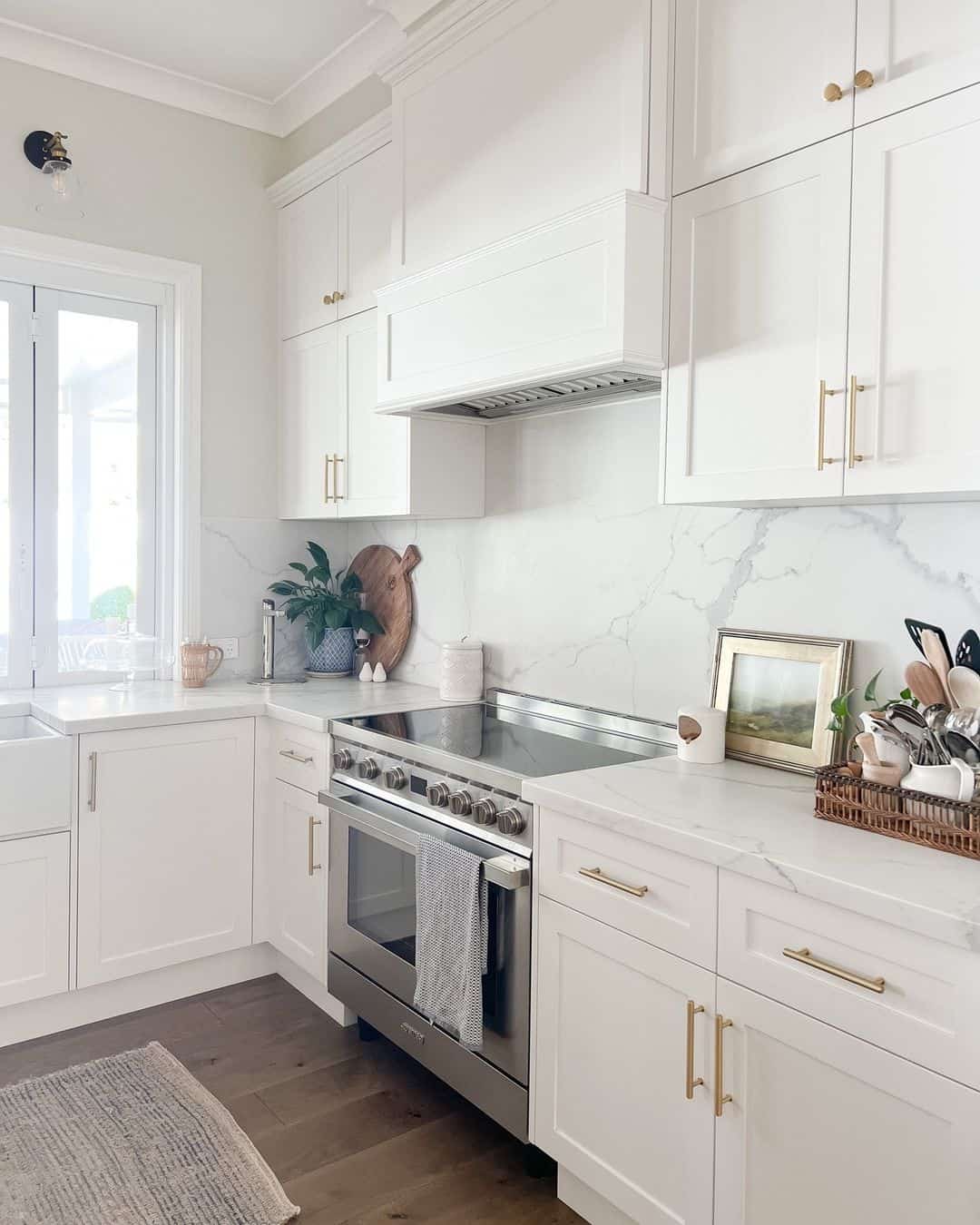 White Cabinets with Brass Kitchen Hardware - Soul & Lane