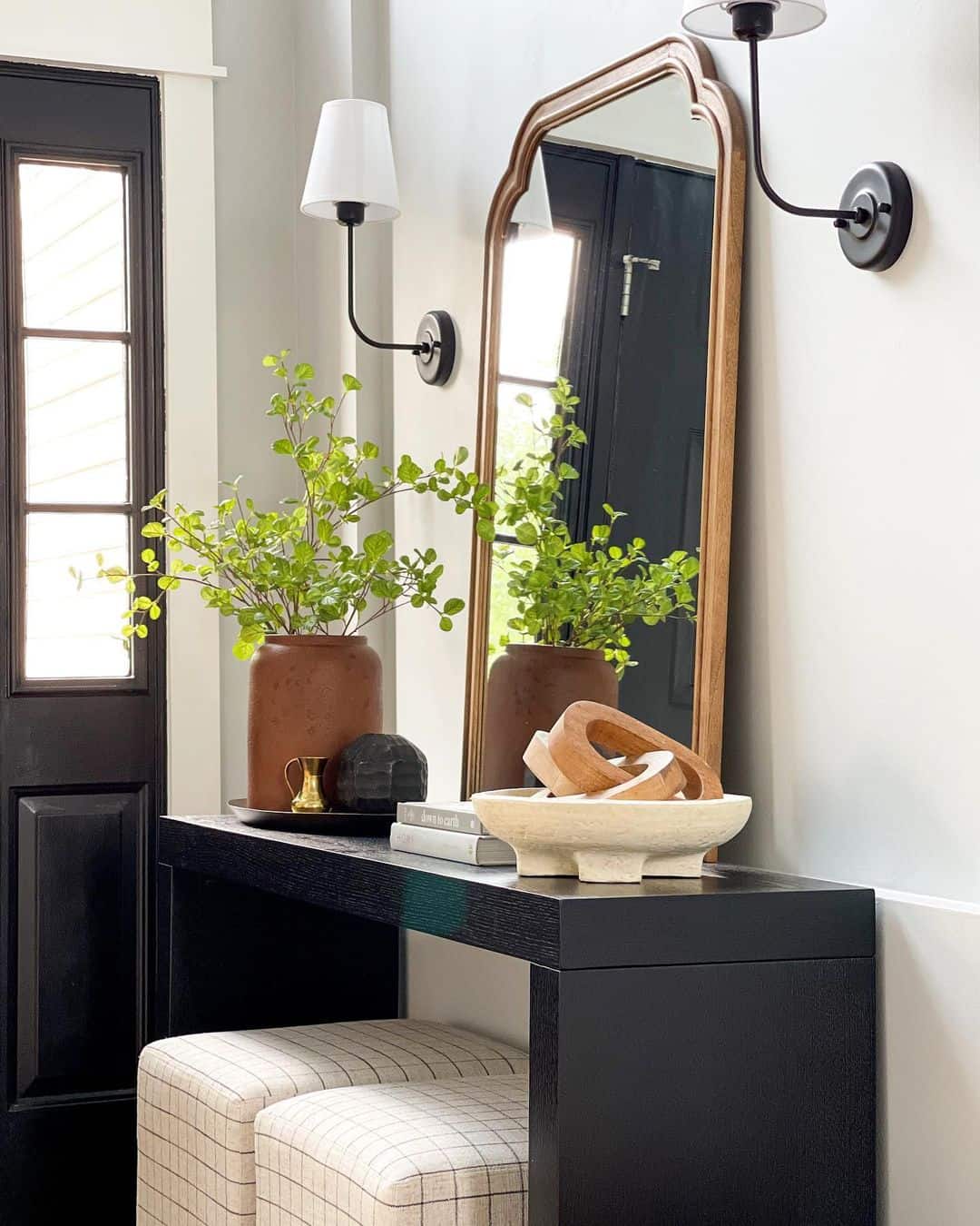 45 Entryway Mirror Ideas That Make an Impression