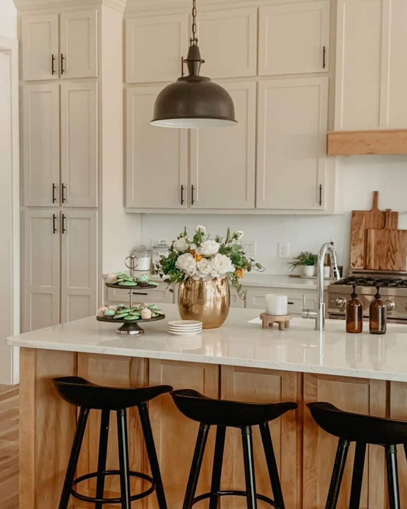 18 Beige Kitchen That Are an Alternative to White