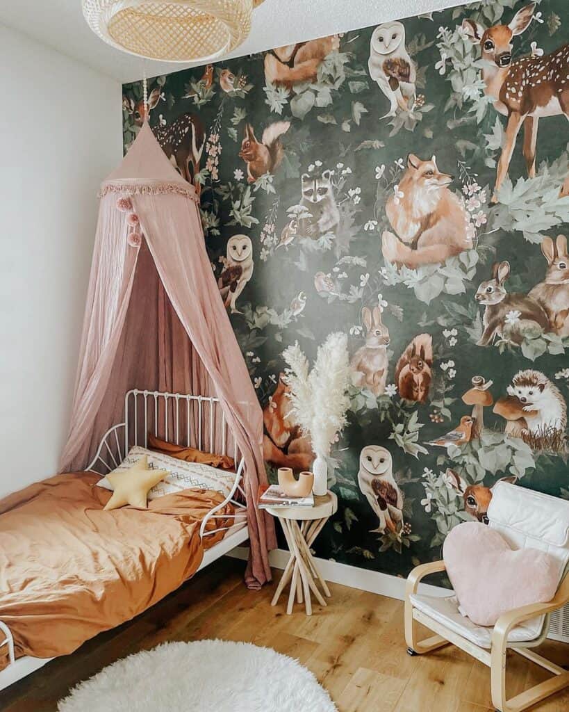 Black Wallpaper Whimsical with Animals