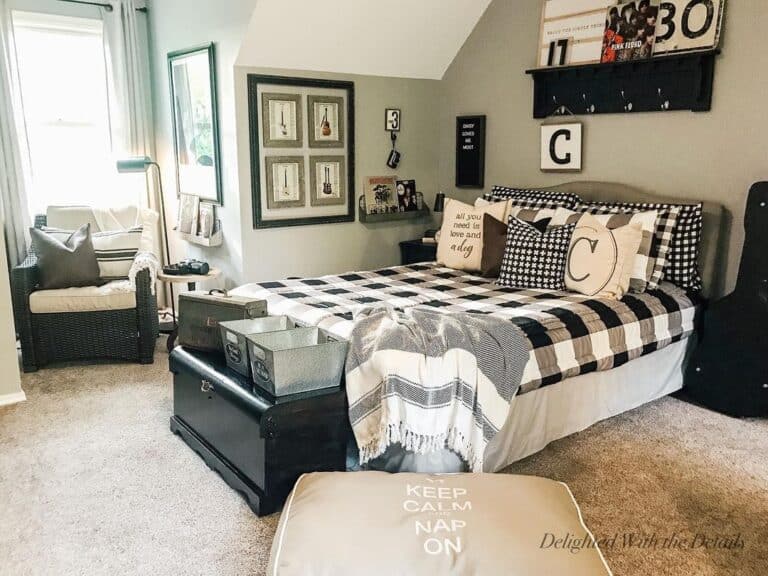 Black and White Checkered Bedding Ideas