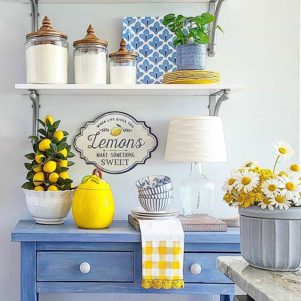 Blue and Yellow Theme for Kitchen Nook